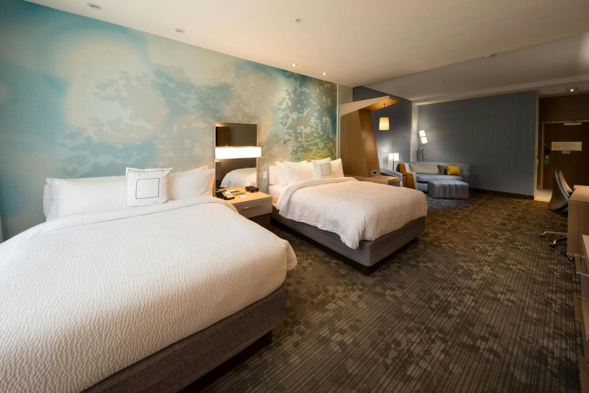 คอร์ตยาร์ด รัสเซลวิลล์ Hotel รัสเซลล์วิลล์ ภายนอก รูปภาพ