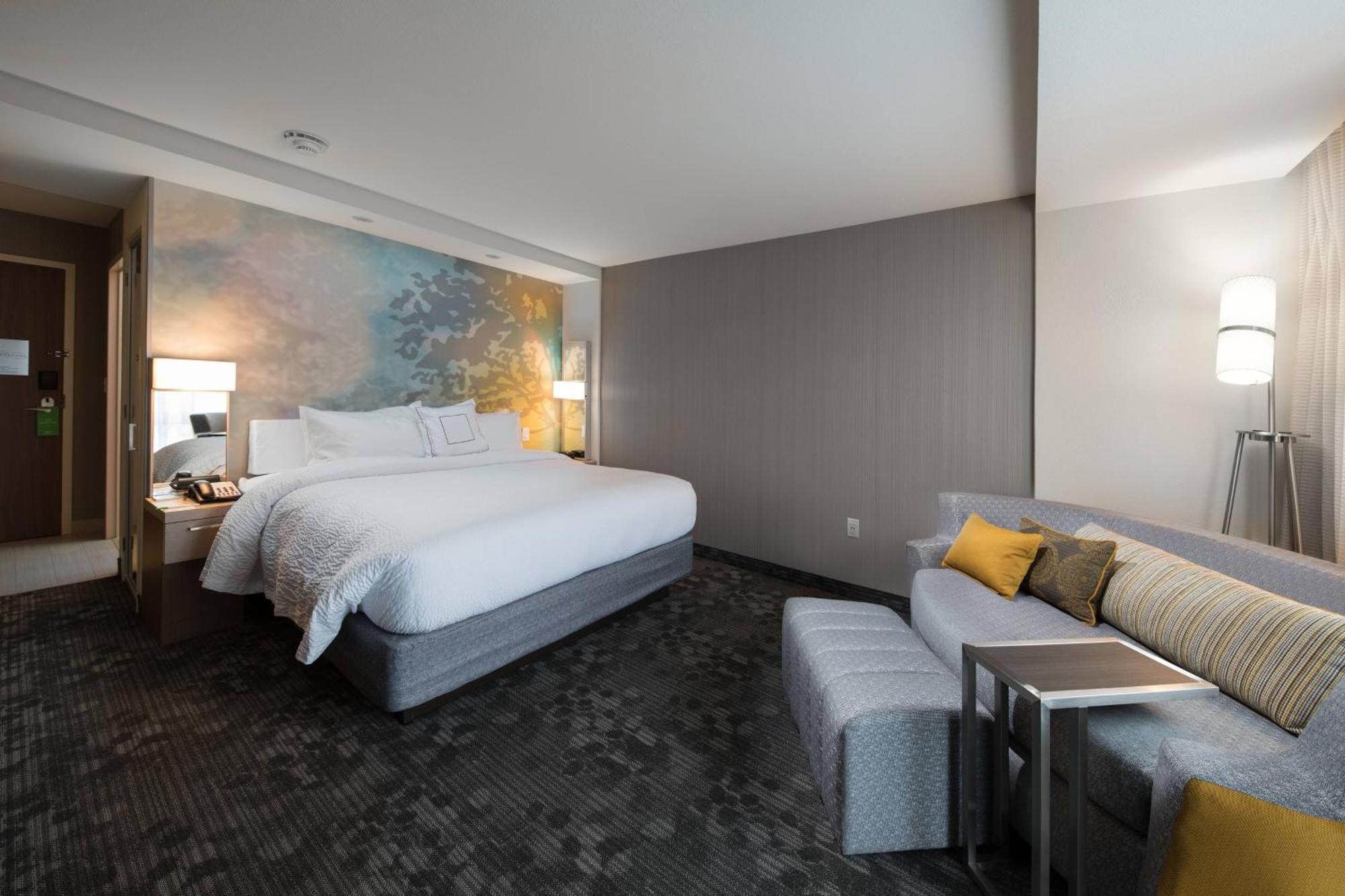 คอร์ตยาร์ด รัสเซลวิลล์ Hotel รัสเซลล์วิลล์ ภายนอก รูปภาพ